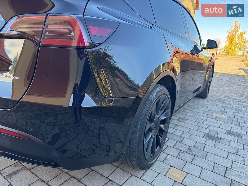 Внедорожник / Кроссовер Tesla Model Y 2022 в Дрогобыче