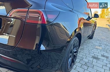 Внедорожник / Кроссовер Tesla Model Y 2022 в Дрогобыче