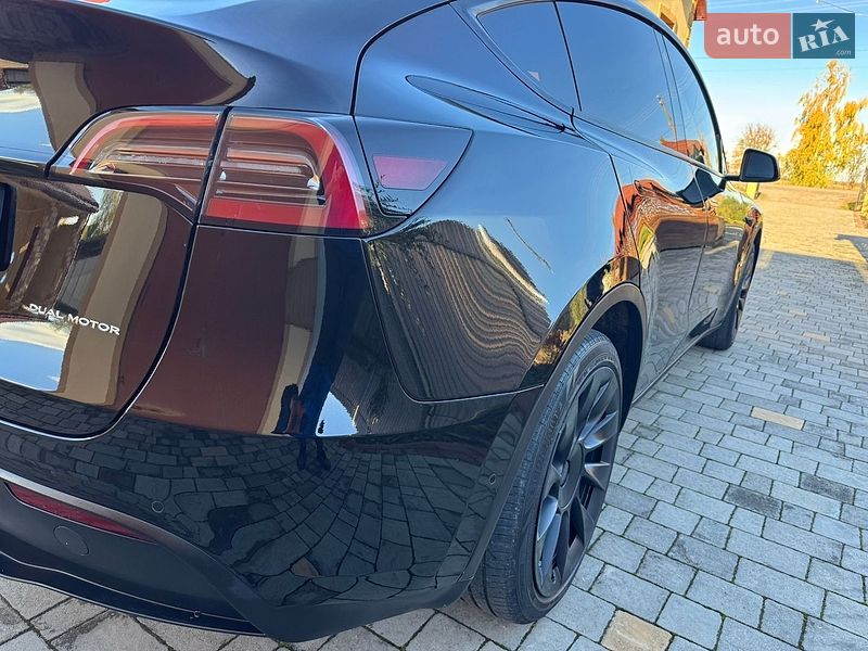 Внедорожник / Кроссовер Tesla Model Y 2022 в Дрогобыче
