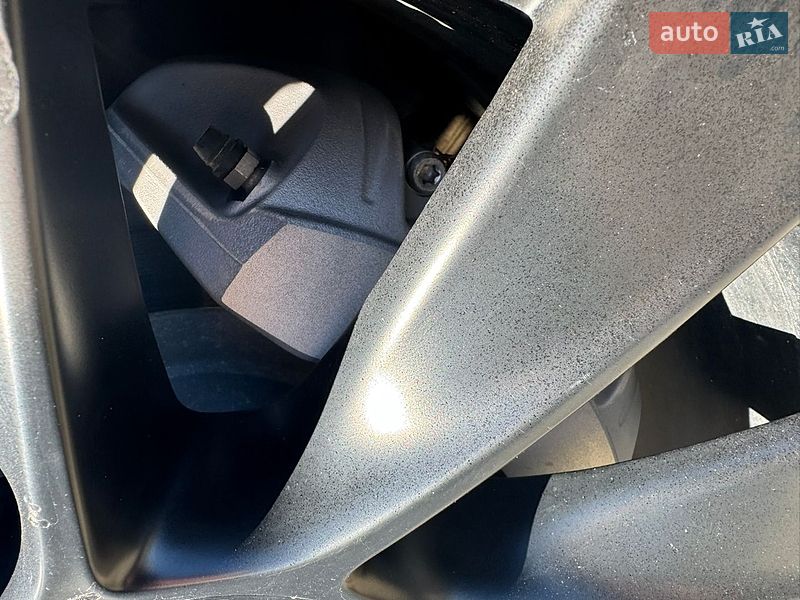 Внедорожник / Кроссовер Tesla Model Y 2022 в Дрогобыче