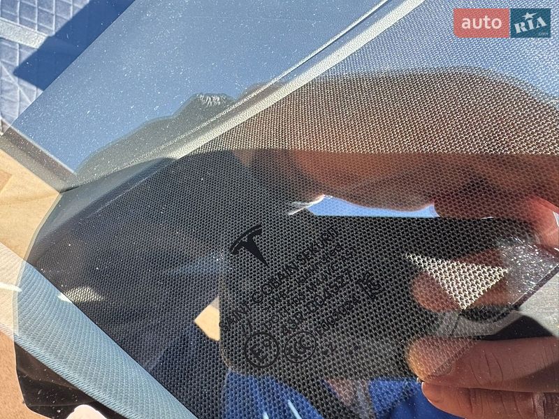 Внедорожник / Кроссовер Tesla Model Y 2022 в Дрогобыче