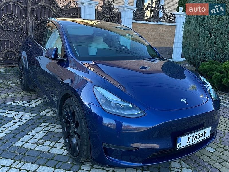 Позашляховик / Кросовер Tesla Model Y 2022 в Харкові