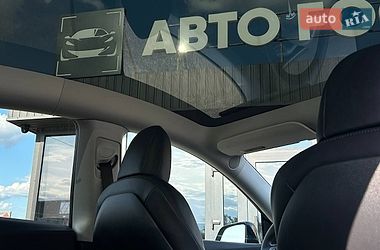 Внедорожник / Кроссовер Tesla Model Y 2021 в Киеве