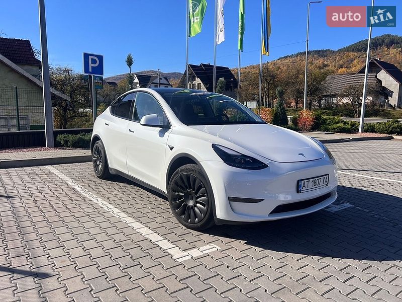 Tesla Model Y 2023 Tesla Model Y 2023
