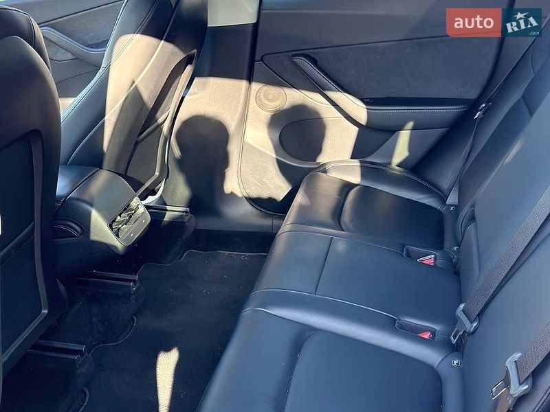 Позашляховик / Кросовер Tesla Model Y 2021 в Львові фото 28 Позашляховик / Кросовер Tesla Model Y 2021 в Львові