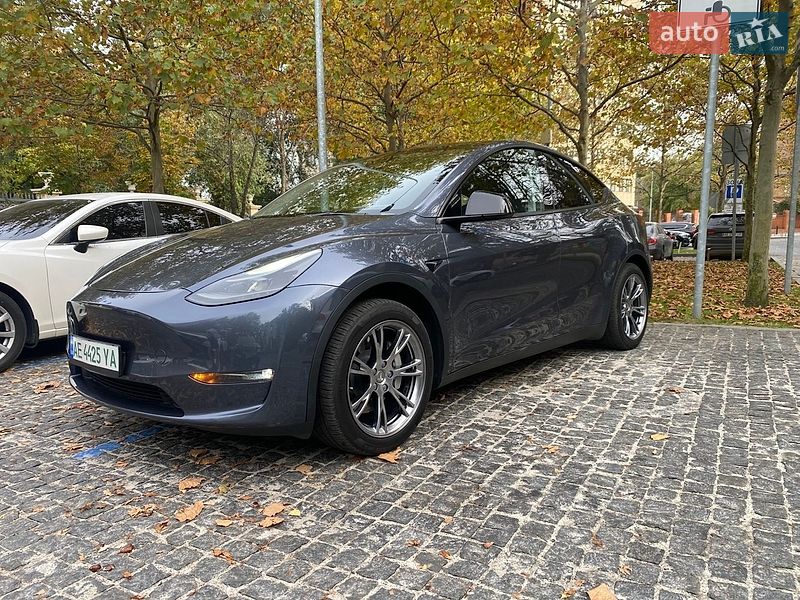 Tesla Model Y 2023 Tesla Model Y 2023