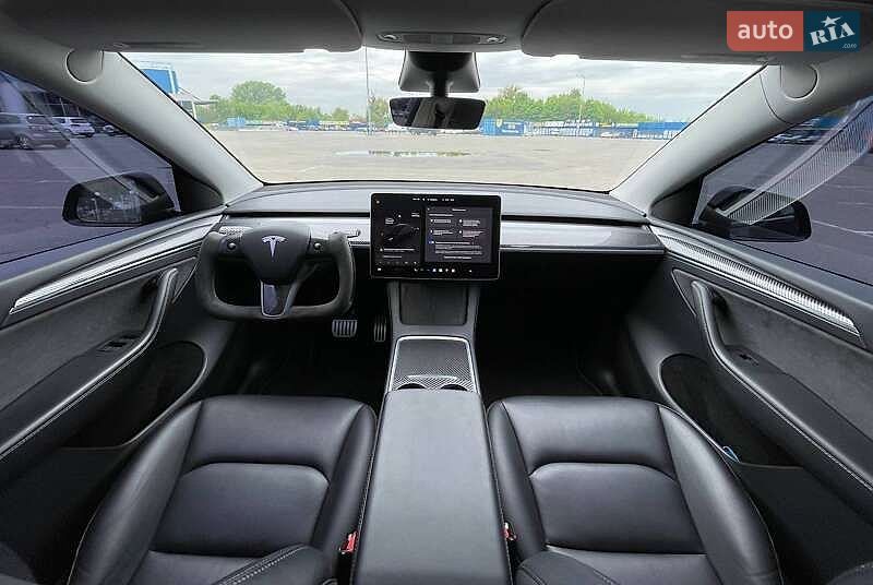 Внедорожник / Кроссовер Tesla Model Y 2023 в Львове
