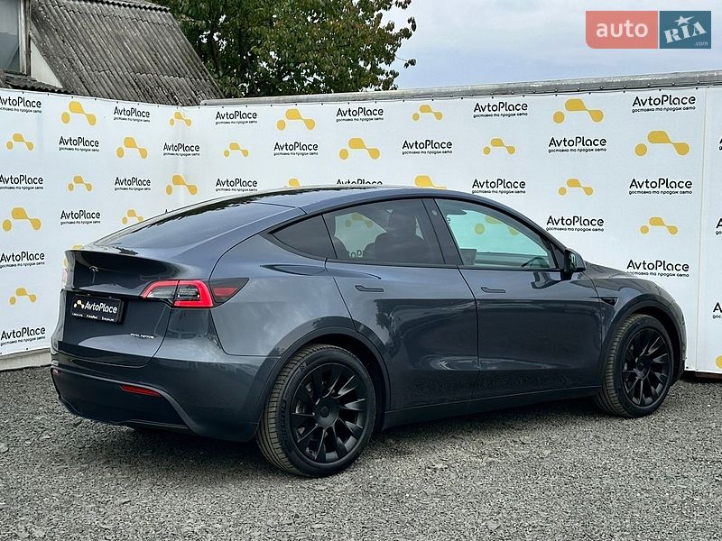 Внедорожник / Кроссовер Tesla Model Y 2023 в Луцке