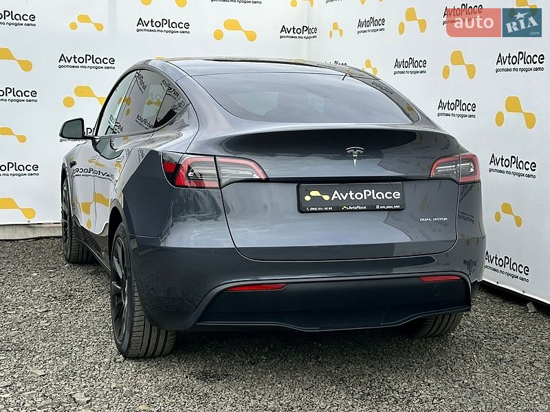 Внедорожник / Кроссовер Tesla Model Y 2023 в Луцке