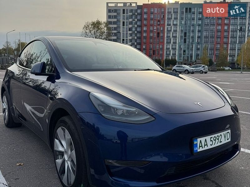 Tesla Model Y 2023 Tesla Model Y 2023