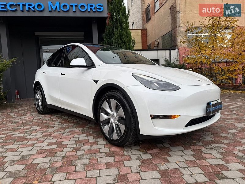 Внедорожник / Кроссовер Tesla Model Y 2023 в Львове