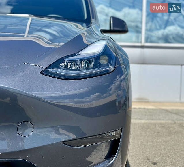 Позашляховик / Кросовер Tesla Model Y 2023 в Києві