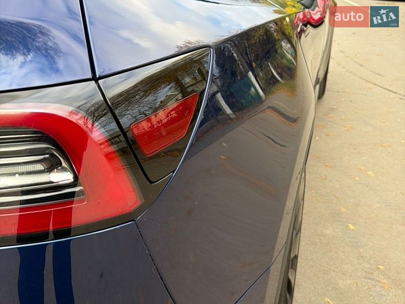 Позашляховик / Кросовер Tesla Model Y 2023 в Самборі