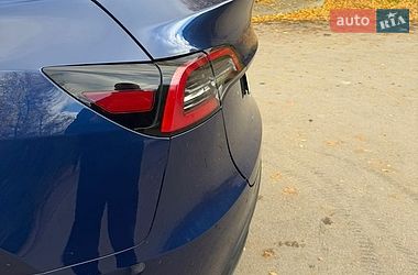 Позашляховик / Кросовер Tesla Model Y 2023 в Самборі
