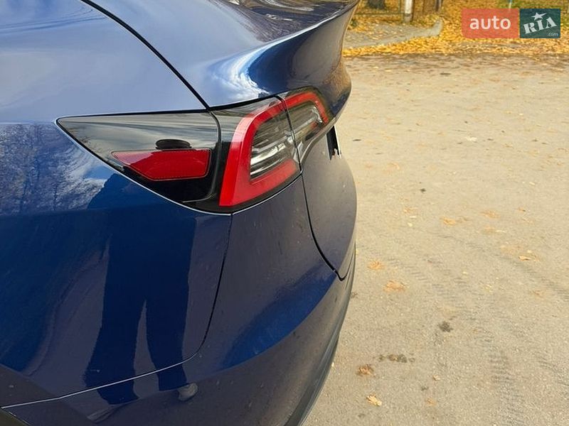 Позашляховик / Кросовер Tesla Model Y 2023 в Самборі
