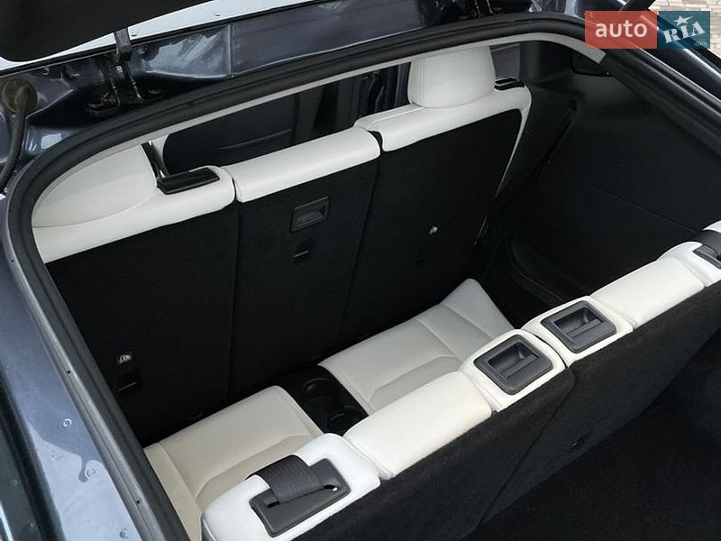 Позашляховик / Кросовер Tesla Model Y 2023 в Львові фото 21 Позашляховик / Кросовер Tesla Model Y 2023 в Львові