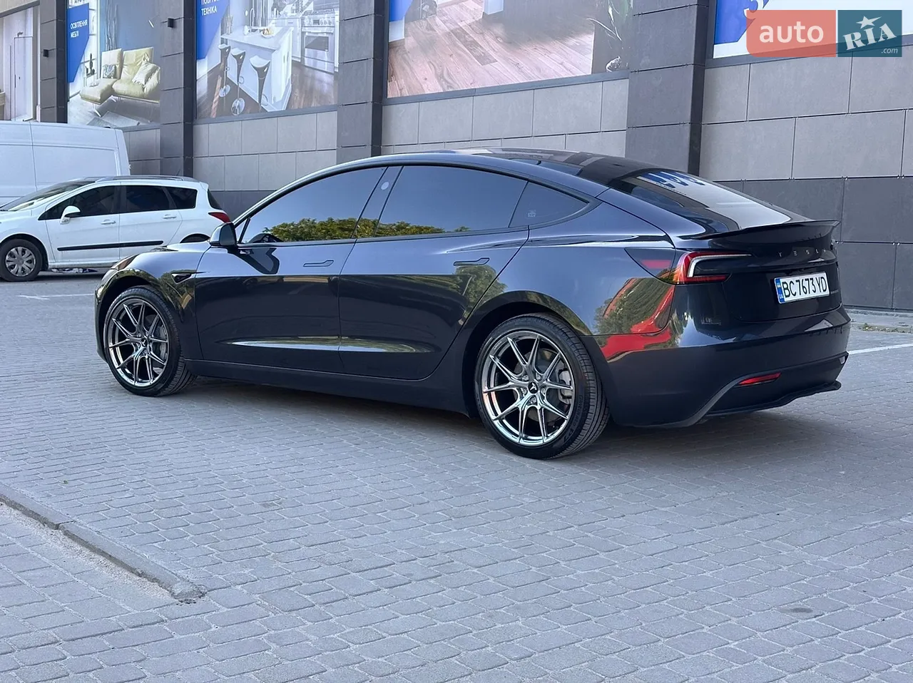 2024 Tesla Model 3 - мініатюра 19