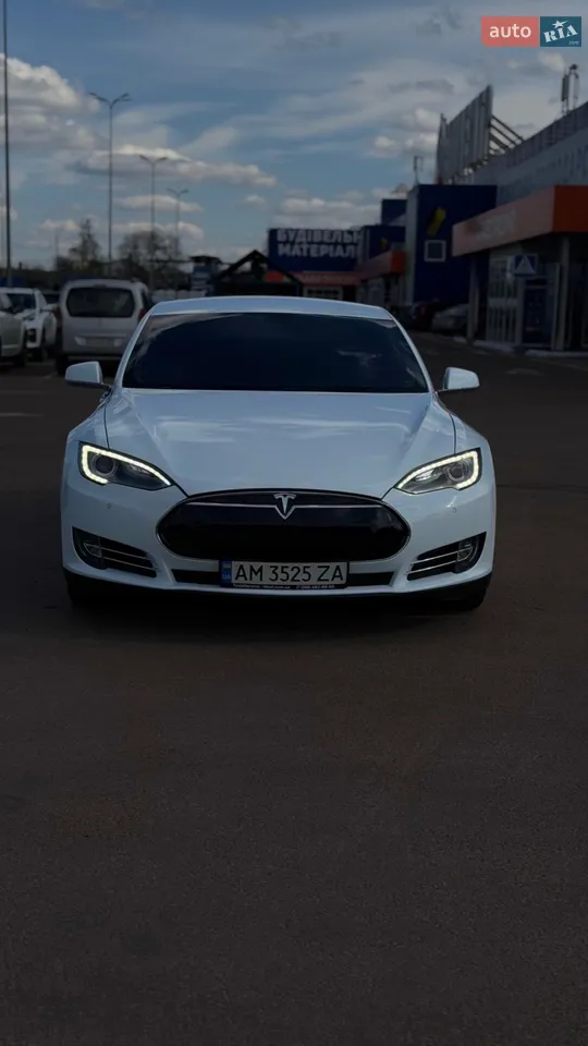 2014 Tesla Model S - мініатюра 67