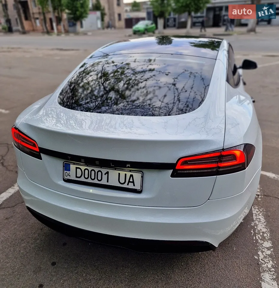 2023 Tesla Model S - мініатюра 18