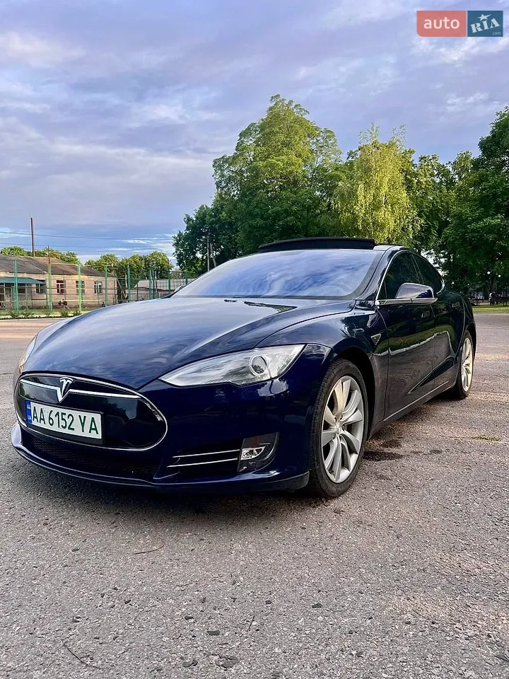 2014 Tesla Model S - мініатюра 18