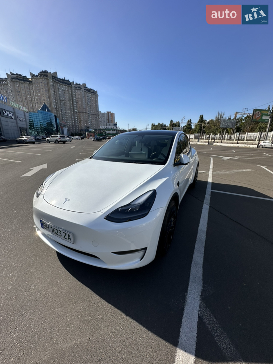 2022 Tesla Model Y - мініатюра 21