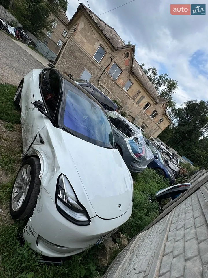 2021 Tesla Model Y - мініатюра 22