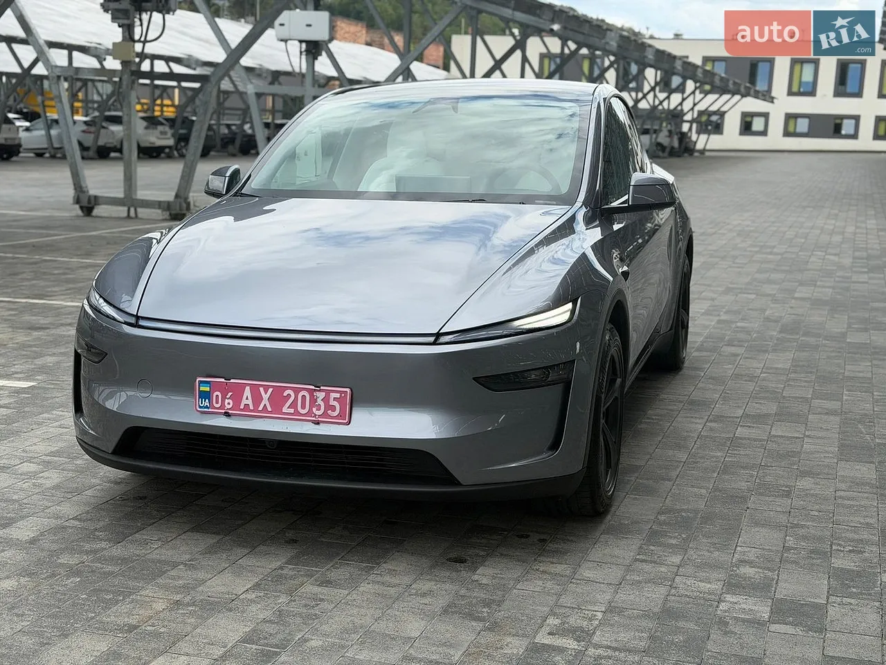 2025 Tesla Model Y - мініатюра 22