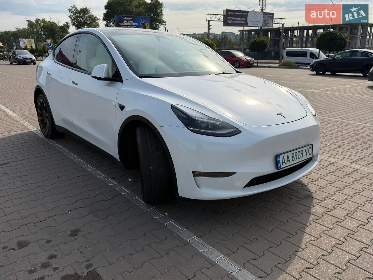 2023 Tesla Model Y - мініатюра 16