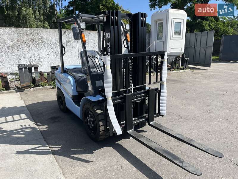 Вилочный погрузчик TEU FB 2025 в Киеве фото 3 Вилочный погрузчик TEU FB 2025 в Киеве