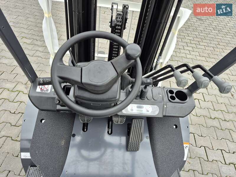 Вилочный погрузчик TEU FD 2025 в Тернополе