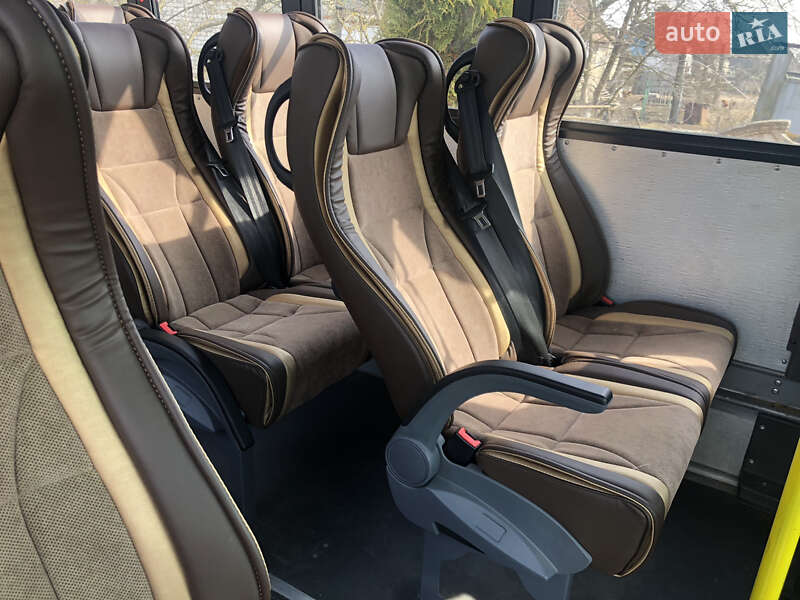 Туристический / Междугородний автобус Thomas Minotour 2016 в Вараше