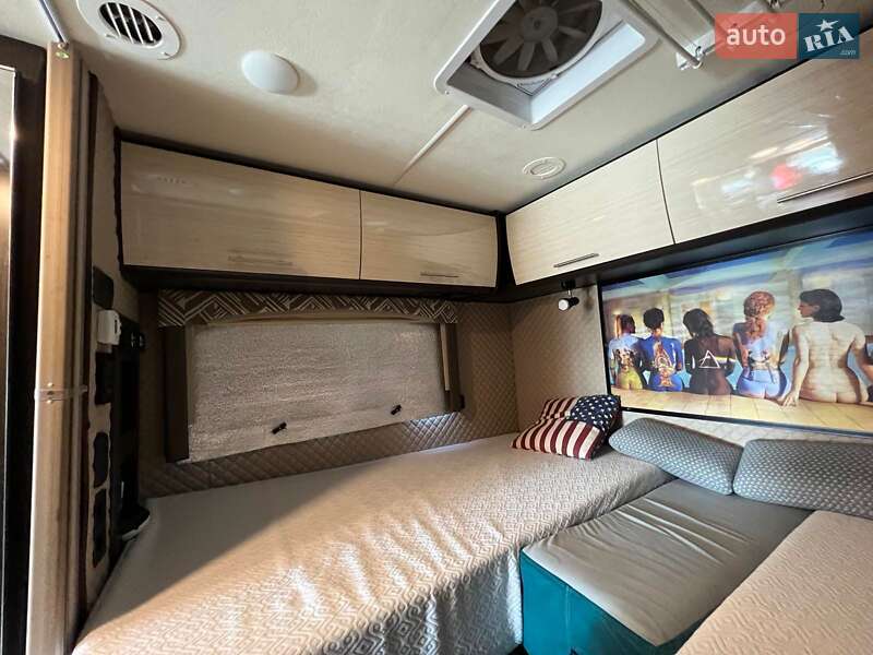 Будинок на колесах Thor Axis 2017 в Одесі