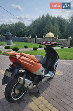Макси-скутер Tiger HT 150 2008 в 