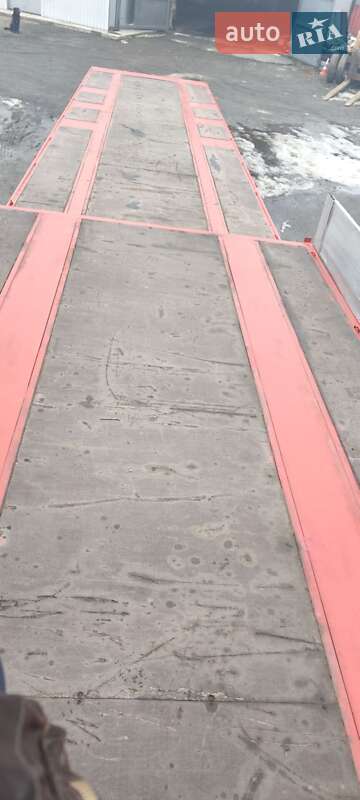 Низкорамная платформа Tirsan XS 2004 в Умани