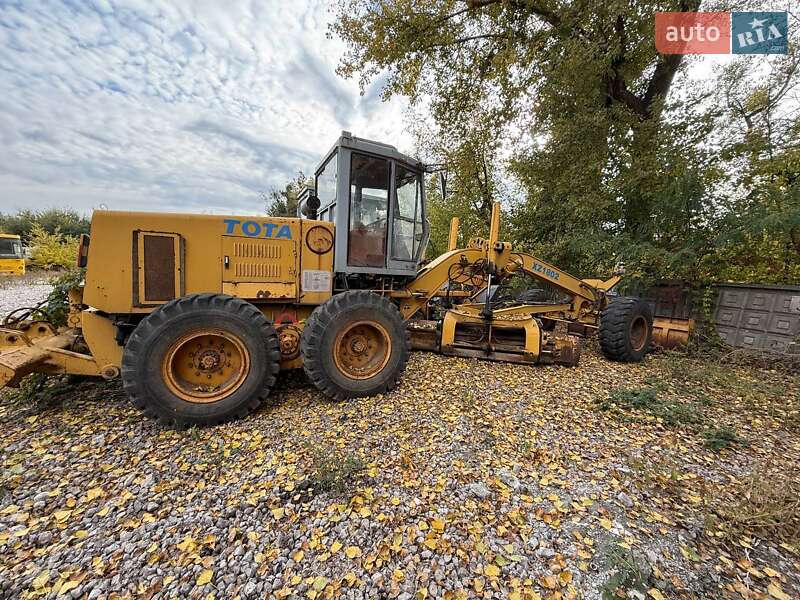 Автогрейдер TOTA XZ 2008 в Кривом Роге