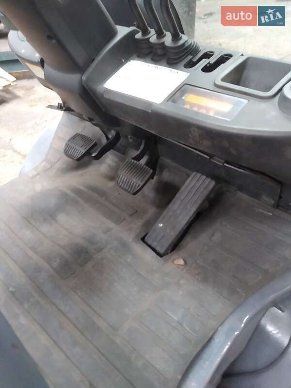 Вилочний навантажувач Toyota 02-2FG25 2008 в Києві фото 5 Вилочний навантажувач Toyota 02-2FG25 2008 в Києві