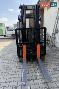 Вилочный погрузчик Toyota 02-5FD15 2008 в 