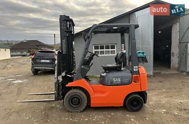 Вилочний навантажувач Toyota 02-7-FGF-15 2006 в Тячеві