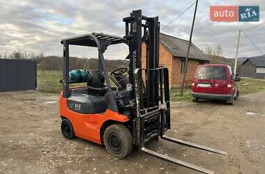 Вилочный погрузчик Toyota 02-7-FGF-15 2006 в Тячеве