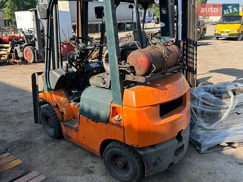 Toyota 02-7FDF15 2000