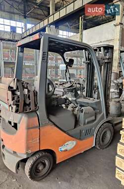 Вилочный погрузчик Toyota 02-8FDF18 2008 в Дружковке