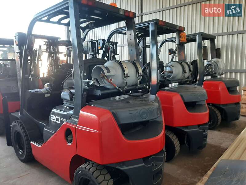 Вилочний навантажувач Toyota 02-8FG25 2008 в Радехові