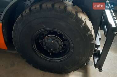 Вилочный погрузчик Toyota 02-8FGF15 2011 в 