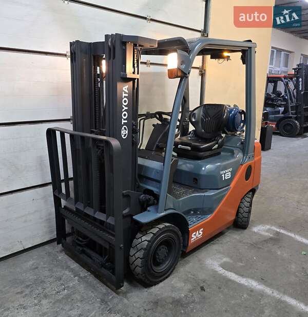 Вилочний навантажувач Toyota 02-8FGF15 2016 в Києві фото 13 Вилочний навантажувач Toyota 02-8FGF15 2016 в Києві