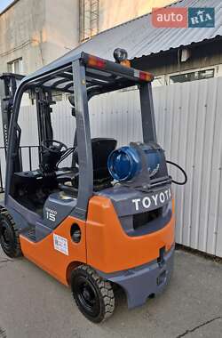 Вилочний навантажувач Toyota 02-8FGF15 2018 в Києві