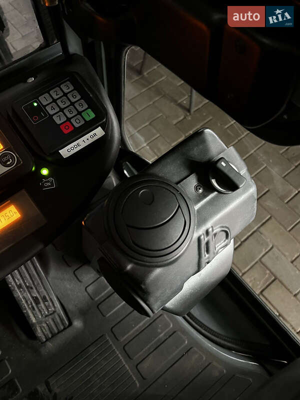 Вилочний навантажувач Toyota 02-8FGF15 2018 в Києві