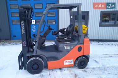 Вилочний навантажувач Toyota 02-8FGF18 2008 в Радехові