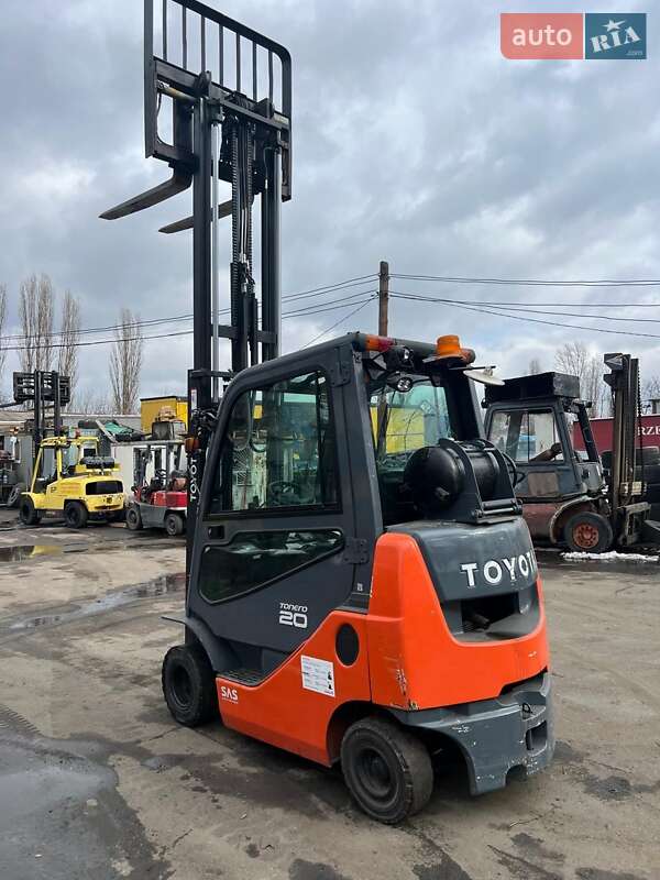 Toyota 02-8FGF20 2017 Toyota 02-8FGF20 2017