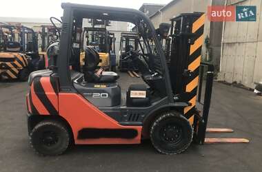 Вилочный погрузчик Toyota 02-8FGF20 2012 в 