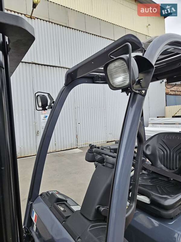 Вилочный погрузчик Toyota 02-8FGF25 2016 в Киеве фото 8 Вилочный погрузчик Toyota 02-8FGF25 2016 в Киеве